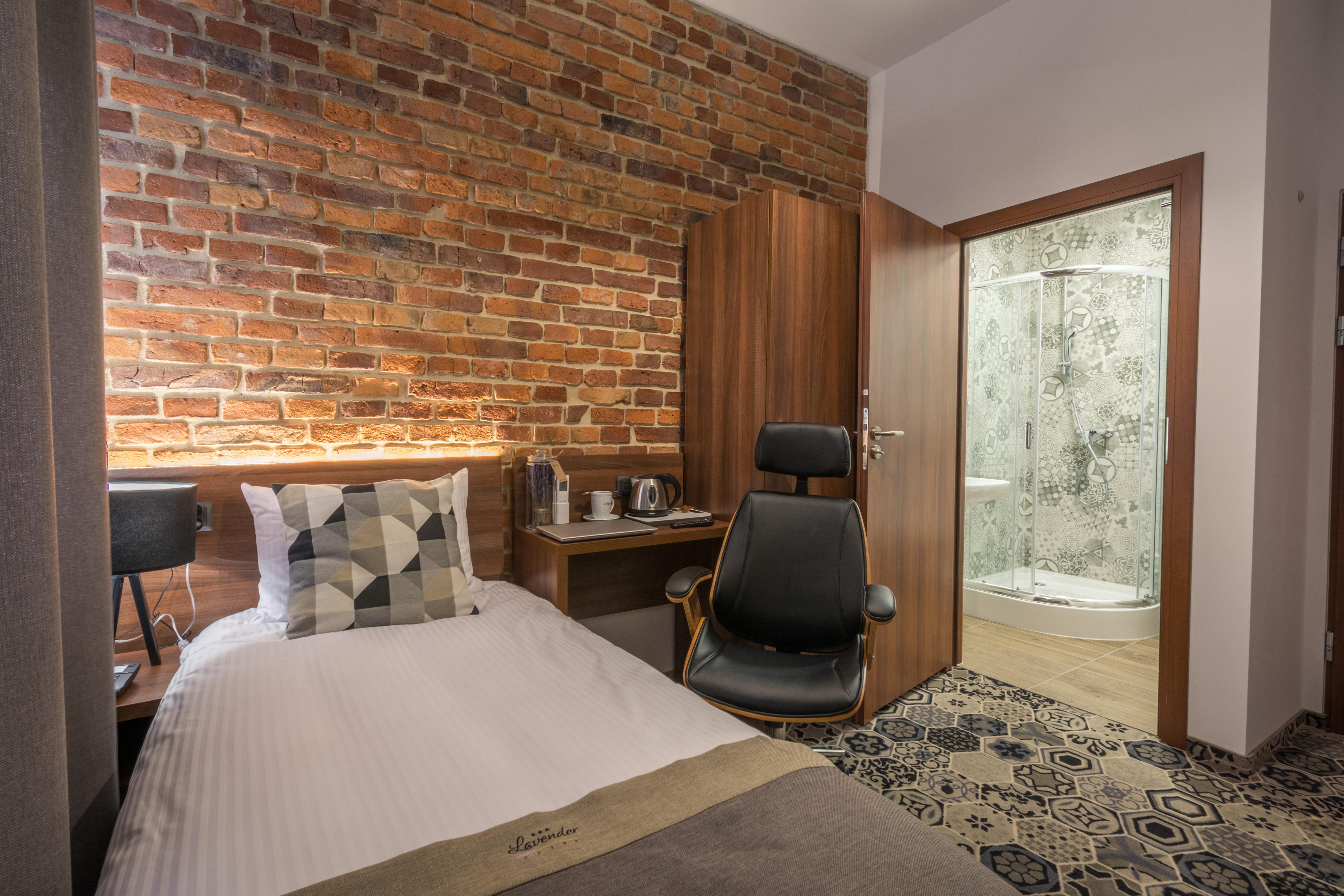 Hotel Lavender Cracovia Esterno foto
